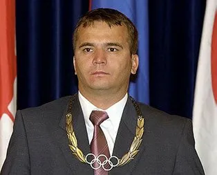Herkül gibi
