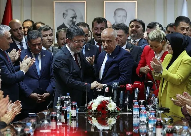 Bakanlıklarda devir-teslim töreni | Hazine ve Maliye Bakanı Mehmet Şimşek görevi devraldı: "Temel politikamız enflasyonla mücadele"-3