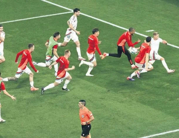 Macaristan 90+10’da güldü