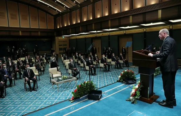 Son dakika: Ford Otosan'dan 2 milyar avroluk dev yatırım! Başkan Erdoğan'dan flaş önemli açıklamalar-2