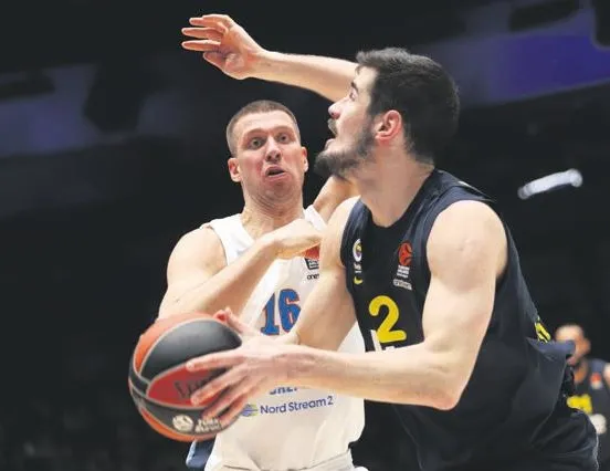 Fener seriye bağladı