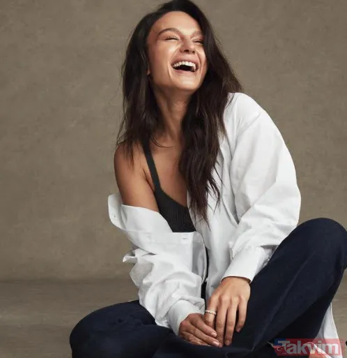 Bir Zamanlar Çukurova'nın Saniye'si Selin Yeninci bornozlu sıfır makyaj pozuyla hayran bıraktı! İbrahim Tatlıses bayılmakta haklı - 5