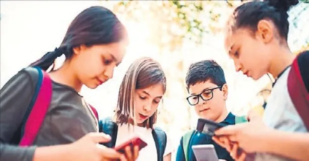 AB’den 16 yaş altına sosyal medya yasağı çağrısı