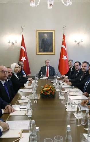Başkan Erdoğan'dan Dolmabahçe'de önemli kabul