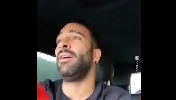 Fenerbahçe'nin eski yıldızı Adil Rami'den İslam düşmanı Macron'a sert sözler: