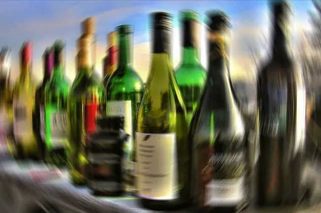 Tam kapanmada alkol üzerinden algı yapanların yalanı çöktü! Birçok ülke yasakladı DSÖ 'yasaklansın' diyor