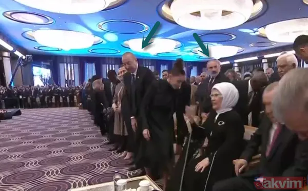 Külliye'de tarihi anlar! Başkan Erdoğan liderlerle tek tek tokalaştı: Paşinyan, Aliyev'in arkasına oturtuldu - 6