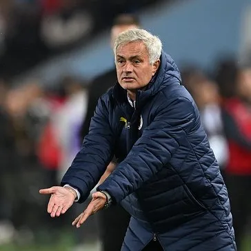 Fenerbahçe’de Jose Mourinho’dan oyuncularına çok sert sözler!