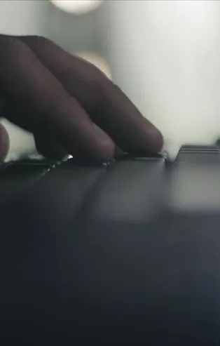 Dezenformasyonla mücadeleye ilişkin yasa teklifinde sona gelindi! Yarın Meclis'e sunulması planlanıyor