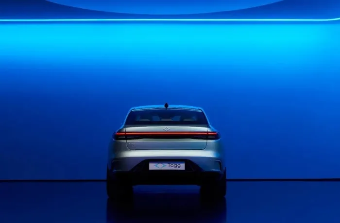 turkiyenin-yerli-ve-milli-otomobili-toggun-yeni-modeli-gorucuye-cikti-iste-ilk-goruntuler-1704831030545.jpeg İşte T10F'den ilk görüntüler | Türkiye'nin yerli ve milli otomobili Togg dünya sahnesinde! Yeni modelin özellikleri neler? Ne zaman yollarda olacak?-7