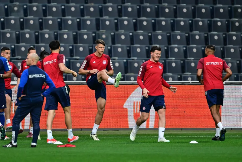 Fenerbahçe tur için sahada! İşte İsmail Kartal'ın Olympiakos maçı 11'i - 20