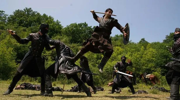 O Alpler tek tek kadroya katılıyor! Kuruluş Osman yeni sezonda Turgut Alp ve Ertuğrul Bey beklentisi!-2