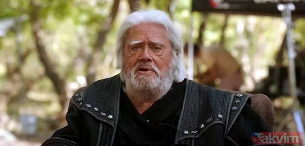 Yeşilçam'ın efsanesi Cüneyt Arkın için çok özel paylaşım! Kuruluş Osman'daki set arkası görüntüleri duygulandırdı... - 37