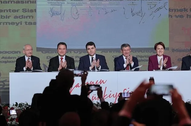 İmamoğlu yandaşı Soner Yalçın’dan CHP ve Kılıçdaroğlu'na 6’lı masa çıkışı: ‘Atatürk yazın’ diyecek kimse kalmadı mı koca partide?