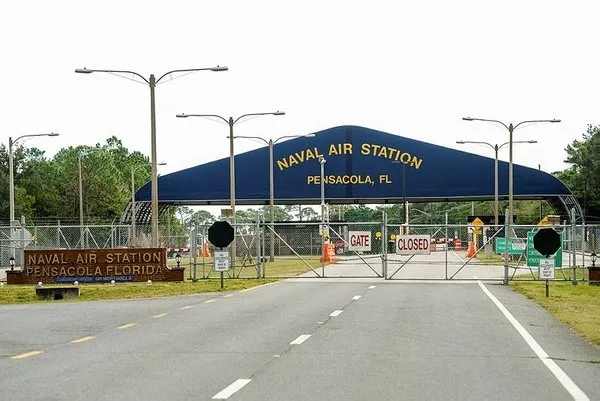 ABD üssüne silahlı saldırı hakkında flaş detay! Saldırganın kimliği belli oldu-2