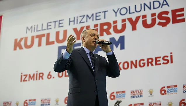 Cumhurbaşkanı Erdoğan AK Parti İzmir İl Kongresi'nde konuştu-1