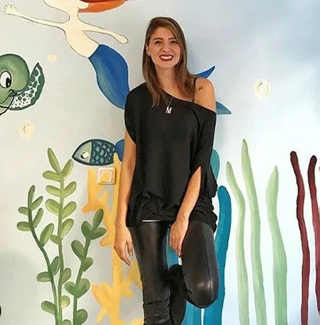 instagram-fenomeni-inci-akbay-esinden-bosandi-bandolu-kutlama-yapti-1573816129538.jpg Instagram fenomeni İnci Akbay eşinden boşandı bandolu kutlama yaptı-4