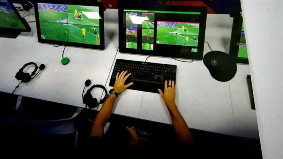 VAR odasında bahis iddiası!