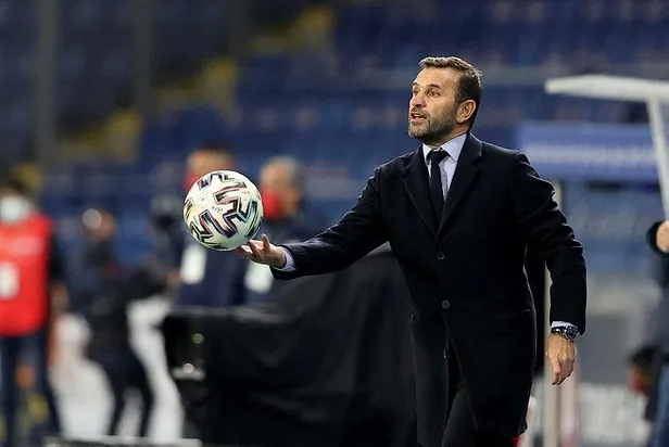 galatasaray-teknik-direktoru-okan-buruk-13-haftalik-grafigi-ile-fatih-terimi-sollamayi-basardi-1668473705270.jpeg Galatasaray Teknik Direktörü Okan Buruk 13 haftalık grafiği ile Fatih Terim’i sollamayı başardı-3