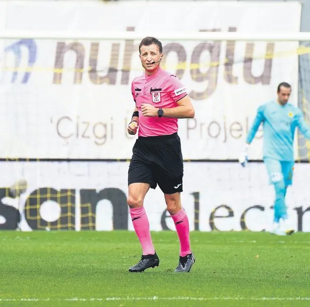 fenerbahcenin-rakibi-ingiliz-devi-aboubakarin-transferi-artik-cok-daha-zor-1672704738257.jpeg Fenerbahçe'nin rakibi İngiliz devi! Aboubakar'ın transferi artık çok daha zor-11