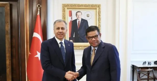 İçişleri Bakanı Ali Yerlikaya Malezyalı mevkidaşı Saifuddin Nasution Bin İsmail ile bir araya geldi