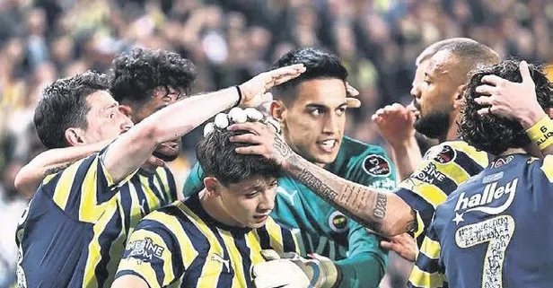Zirve takibini sürdüren Fenerbahçe, Giresunspor’a konuk olacak