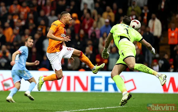 Spor yazarları Galatasaray - Antalyaspor maçını değerlendirdi! "Sahada hakem yoktu" - 9