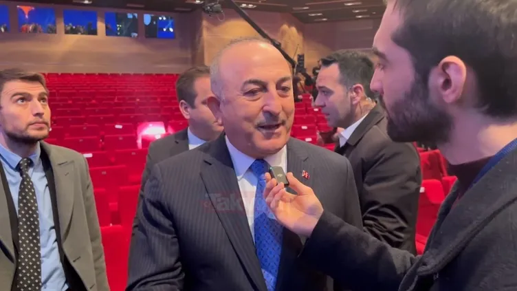 Eski Dışişleri Bakanı Mevlüt Çavuşoğlu'ndan Murat Kurum'a tam destek: ''Kabinemizin en çalışkan insanıydı!''