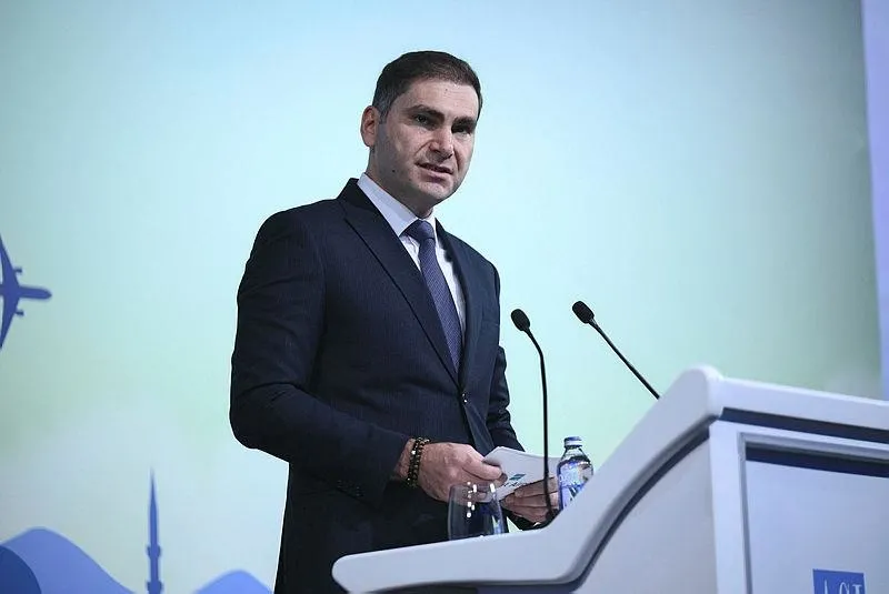 İstanbul Havalimanı'nda ABD'den sonra bir ilk! Üçlü paralel pist operasyonu çığır açacak: Zamandan ve yakıttan tasarruf!-2