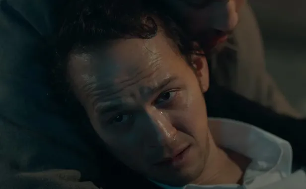 cukur-selim-oldu-mu-moralleri-altust-edecek-son-oner-erkan-cukur-dizisinden-ayrildi-mi-neden-ayrildi-1607347183674.jpg Çukur Selim öldü mü? Moralleri altüst edecek son! Öner Erkan Çukur dizisinden ayrıldı mı, neden ayrıldı?-7