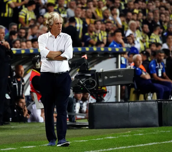 derbilerin-profesoru-jorge-jesus-istatistikleri-goz-dolduruyor-1664197021347.jpg Derbilerin profesörü Jorge Jesus! İstatistikleri göz dolduruyor-2