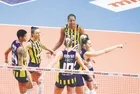 Fenerbahçe Sultanlar Ligi play-off final serisi ilk maçında Eczacıbaşı'nı mağlup ederek seride 1-0 öne geçti