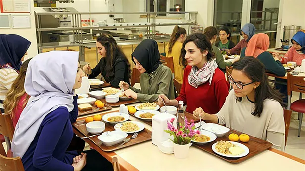 kyk-yurt-yemek-fiyatlari-ne-kadar-2021-kyk-yurt-hangi-odada-kaliyorum-yurt-sorgulama-ekrani-kyk-yurtlari-ne-zaman-acilacak-1632302420579.jpg KYK yurt yemek fiyatları ne kadar 2021? KYK yurt hangi odada kalıyorum - Yurt sorgulama ekranı! KYK yurtları ne zaman açılacak?-4