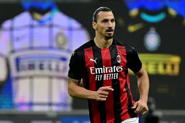 39 yaşındaki Milan oyuncusu Zlatan Ibrahimovic koronavirüsün ardından Inter'i de devirdi!-3