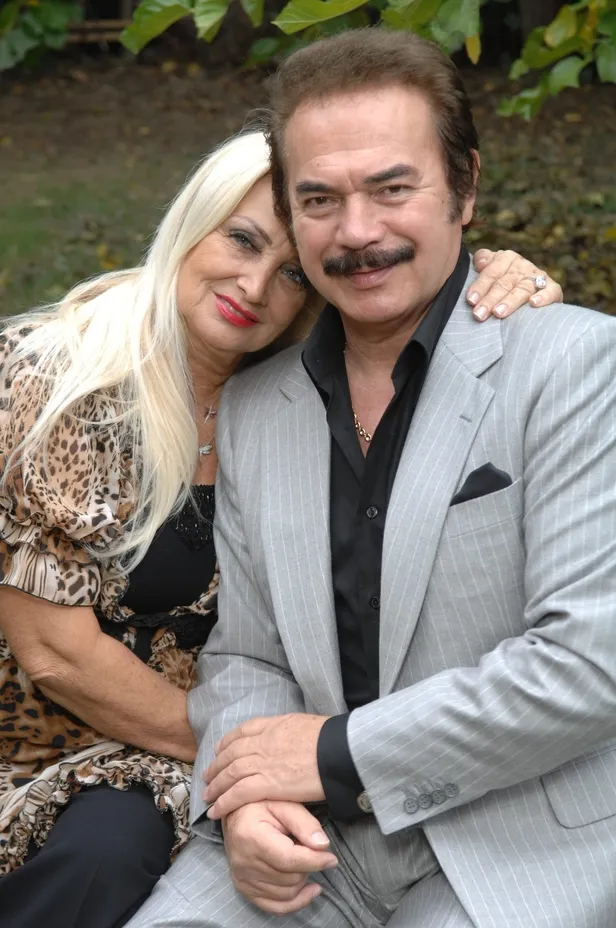 Orhan Gencebay'dan korkutan haber! Eşiyle birlikte apar topar hastaneye götürüldü...-6