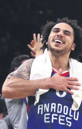 Anadolu Efes'ten Larkin’e rekor sözleşme