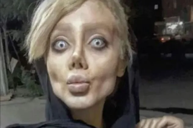 İranlı zombi gelin Sahar Tabar her şeyi bir bir itiraf etti! Angelina Jolie'ye benzemeye çalışan Sahar Tabar...