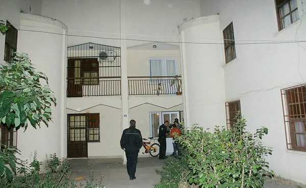 rus-sevgilisini-olduren-sanigin-cezasi-25-yila-cikti-1594045947970.jpg "Aldatıyorum" haksız tahrik sayılmadı... Rus sevgilisini öldüren katilin cezası, 25 yıla çıktı-9