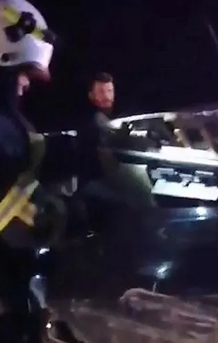 Kırıkkale'de kontrolden çıkan otomobil metrelerce savrularak önünde seyreden araca çarptı! 2 Yaralı