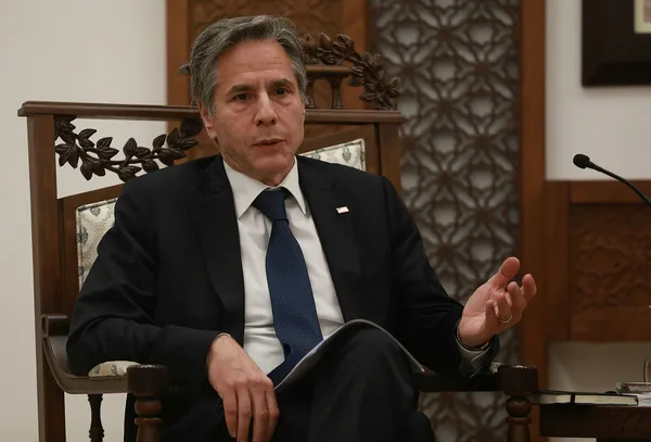 son-dakika-abd-filistin-ile-iliskilerine-bakan-kudusteki-konsoloslugu-tekrar-acacagini-duyurdu-1621962348385.jpg Son dakika! ABD, Filistin ile ilişkilerine bakan Kudüs'teki konsolosluğu tekrar açacağını duyurdu-4