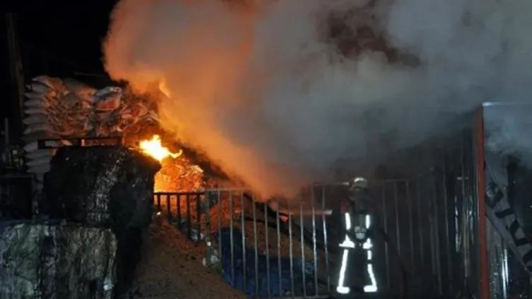 Ankara'da talaş fabrikasında korkutan yangın!