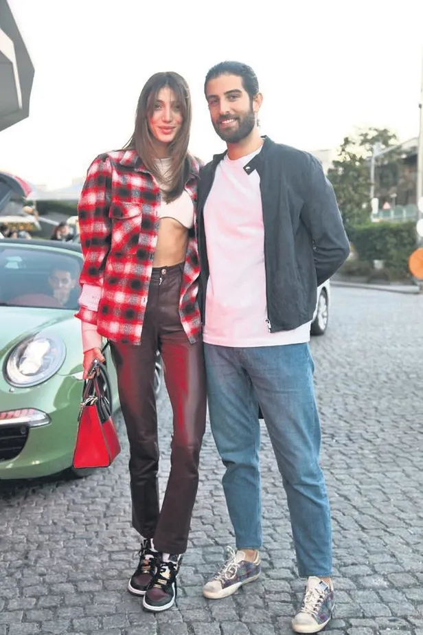 meme-kanserinde-sembol-haline-gelen-pembe-top-9-kez-saha-indi-hava-atisini-unlu-oyuncu-pinar-deniz-gerceklesti-1666480121745.jpeg Meme kanserinde sembol haline gelen Pembe Top 9. kez saha indi! Hava atışını ünlü oyuncu Pınar Deniz gerçekleştirdi-13