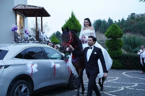 soke-eden-itiraf-kalp-yarasi-26-bolum-fragmani-yurek-yakti-basimiz-sag-olsun-1640201557557.jpg Şoke eden itiraf! Kalp Yarası 26. bölüm fragmanı yürek yaktı: Başımız sağ olsun!-6