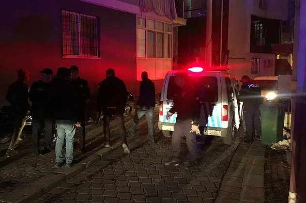 Denizli'de 'çöp kutusu' kavgası! Yaralılar var