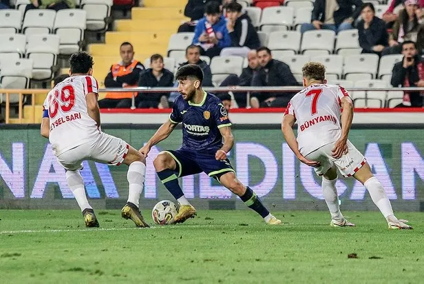 Altın değerinde 3 puan Ankaragücü'nün | Antalyaspor 0-2 MKE Ankaragücü (MAÇ SONUCU-ÖZET)-2