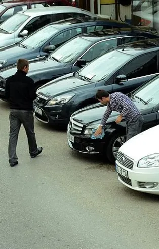 İkinci el otomobillerde fiyat artışı fırsatçılığı! Uzmanlar uyardı