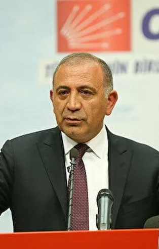 CHP İstanbul Milletvekili Gürsel Tekin'den "CHP'de eş-dost ataması" itirafı