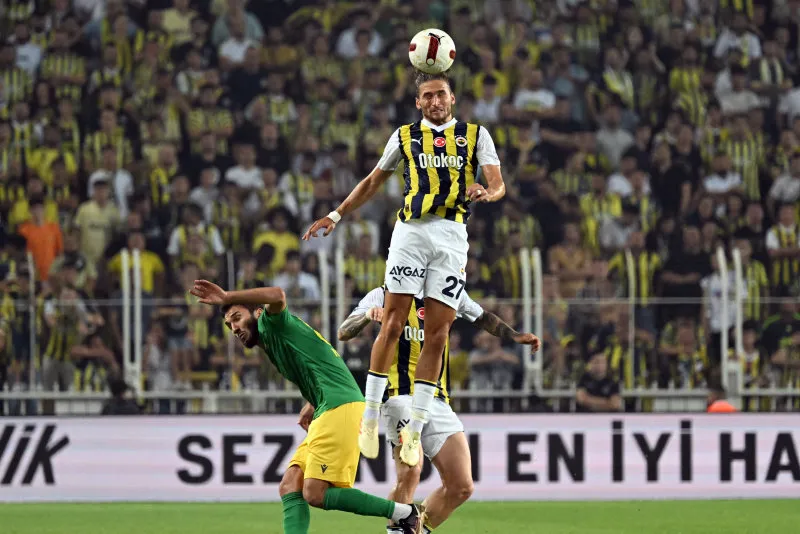 Fenerbahçe'de Altay Bayındır'ın ardından bir isme daha yol göründü! - 13