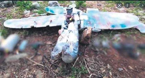 1652044741710.jpeg Bomba yüklü maket uçakla kahraman Mehmetçik'e saldırmak isteyen PKK terör örgütünün kendi gibi hain planı elinde patladı-2