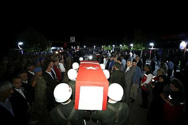 son-dakika-msbden-aci-haber-pence-simsek-harekati-bolgesinde-2-asker-sehit-oldu-1688957337085.jpeg Son dakika: MSB'den acı haber! Pençe-Şimşek Harekatı bölgesinde 2 asker şehit oldu-8